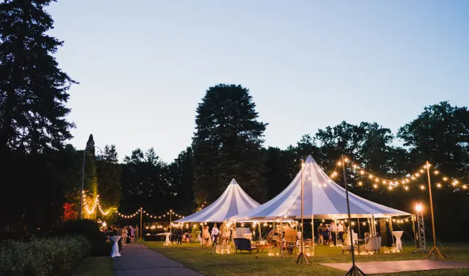 Outdoor wedding reception. Mosquitoes can be a real nuisance at outdoor events. Contact Action Pest Control to keep mosquitoes away.